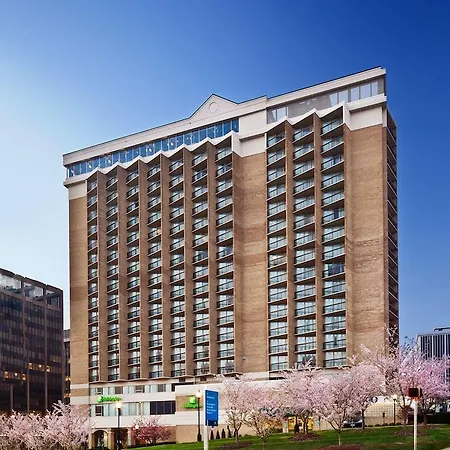 Holiday Inn Rosslyn At Key Bridge
